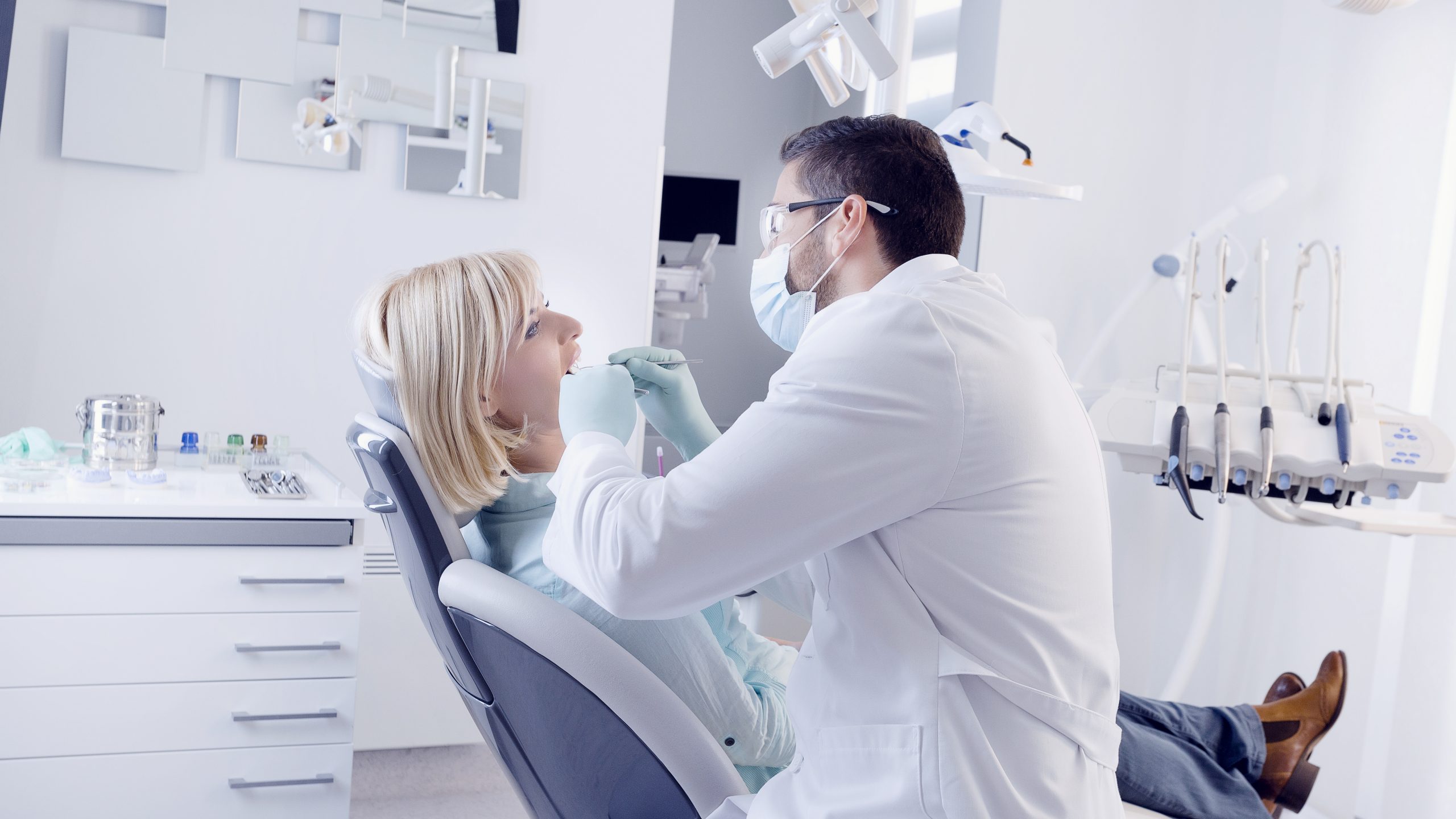 Dentist in Mcewen, TN